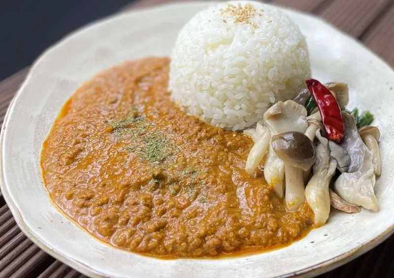 燻製キーマカレー・燻製工房KUNMARU